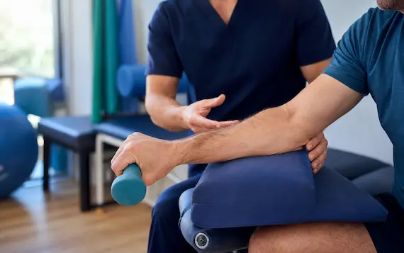 Tennis Elbow: Causes, Symptoms, and Effective Treatment Strategies